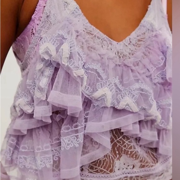 Free People In The Clouds Lace Ruffles Tiered Tank size large - Picture 3 of 6